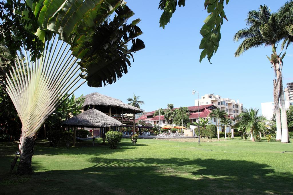 Hotel Puerto Ballesta Tonsupa Exterior photo