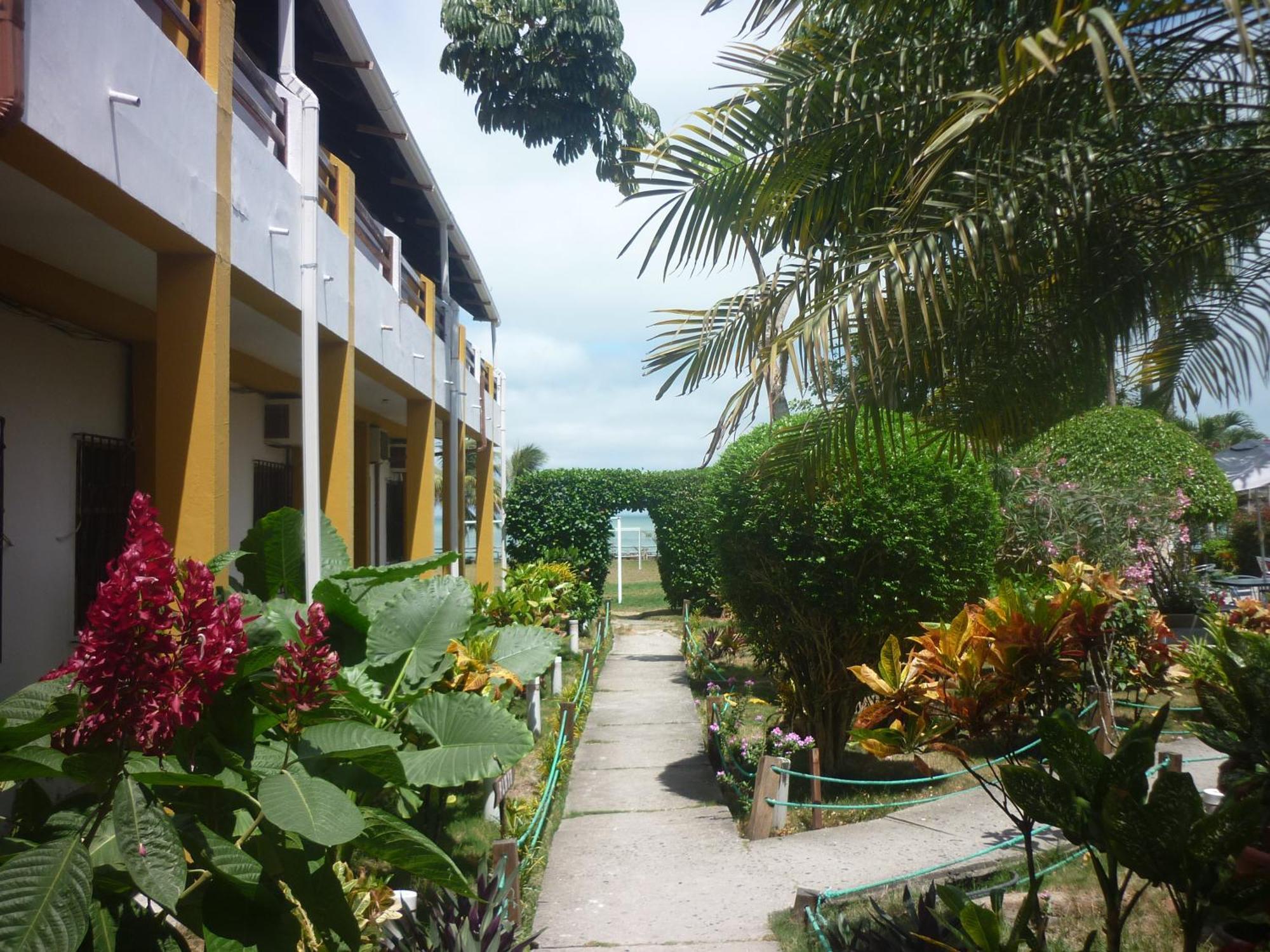 Hotel Puerto Ballesta Tonsupa Exterior photo