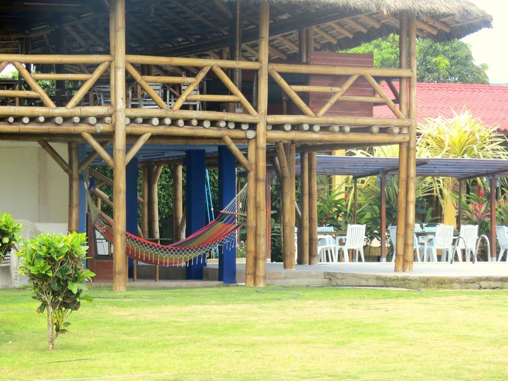 Hotel Puerto Ballesta Tonsupa Exterior photo